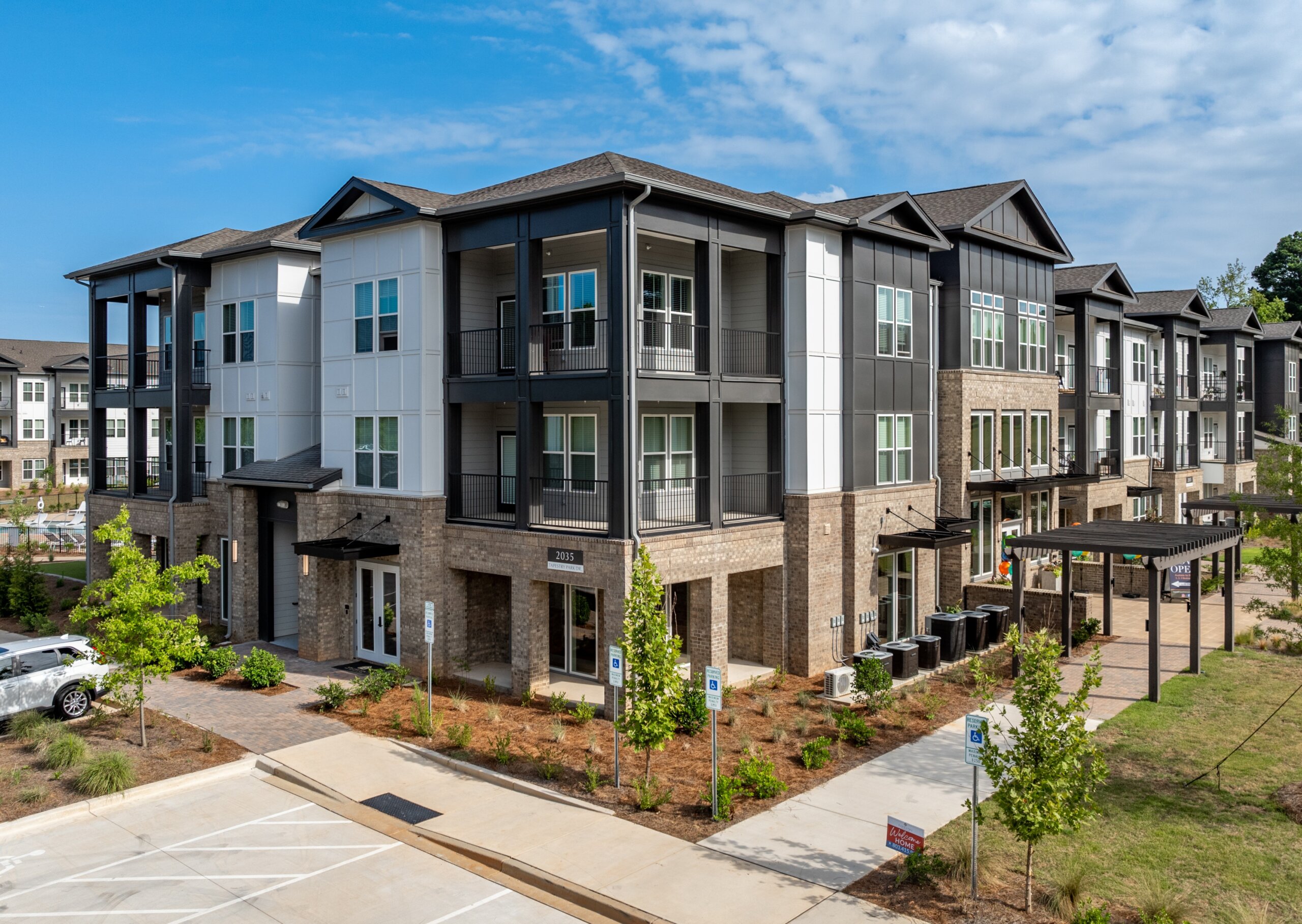 CommunityScale on Straight Talk radio to discuss Catawba Regional Workforce Housing Study